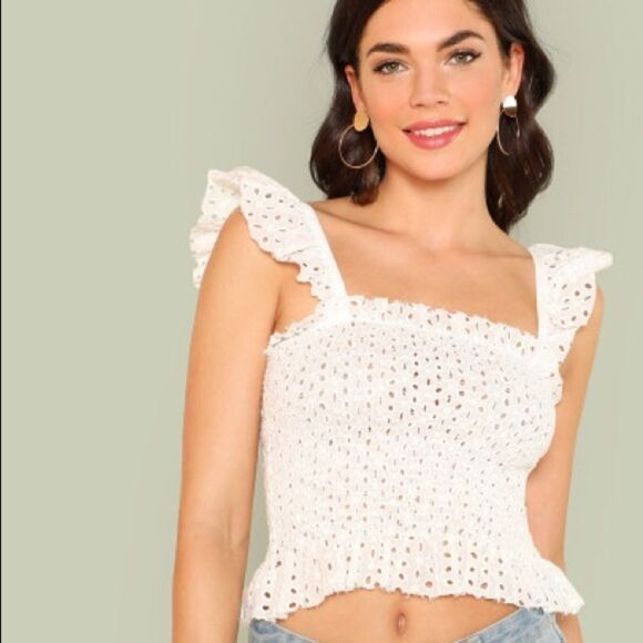 ✨HP✨Ruffle Strap Eyelet Embroidered Smocked Top✨ - Picture 2 of 6